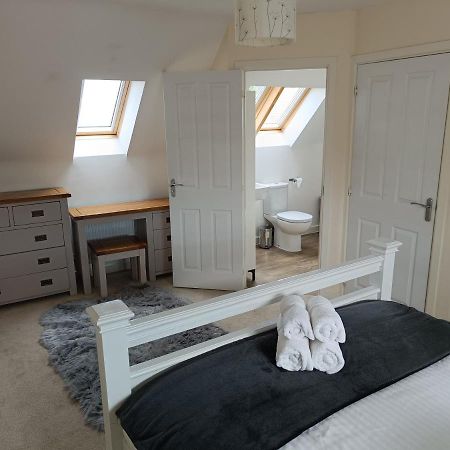 3 Bedroom Townhouse Near Bicester Village المظهر الخارجي الصورة