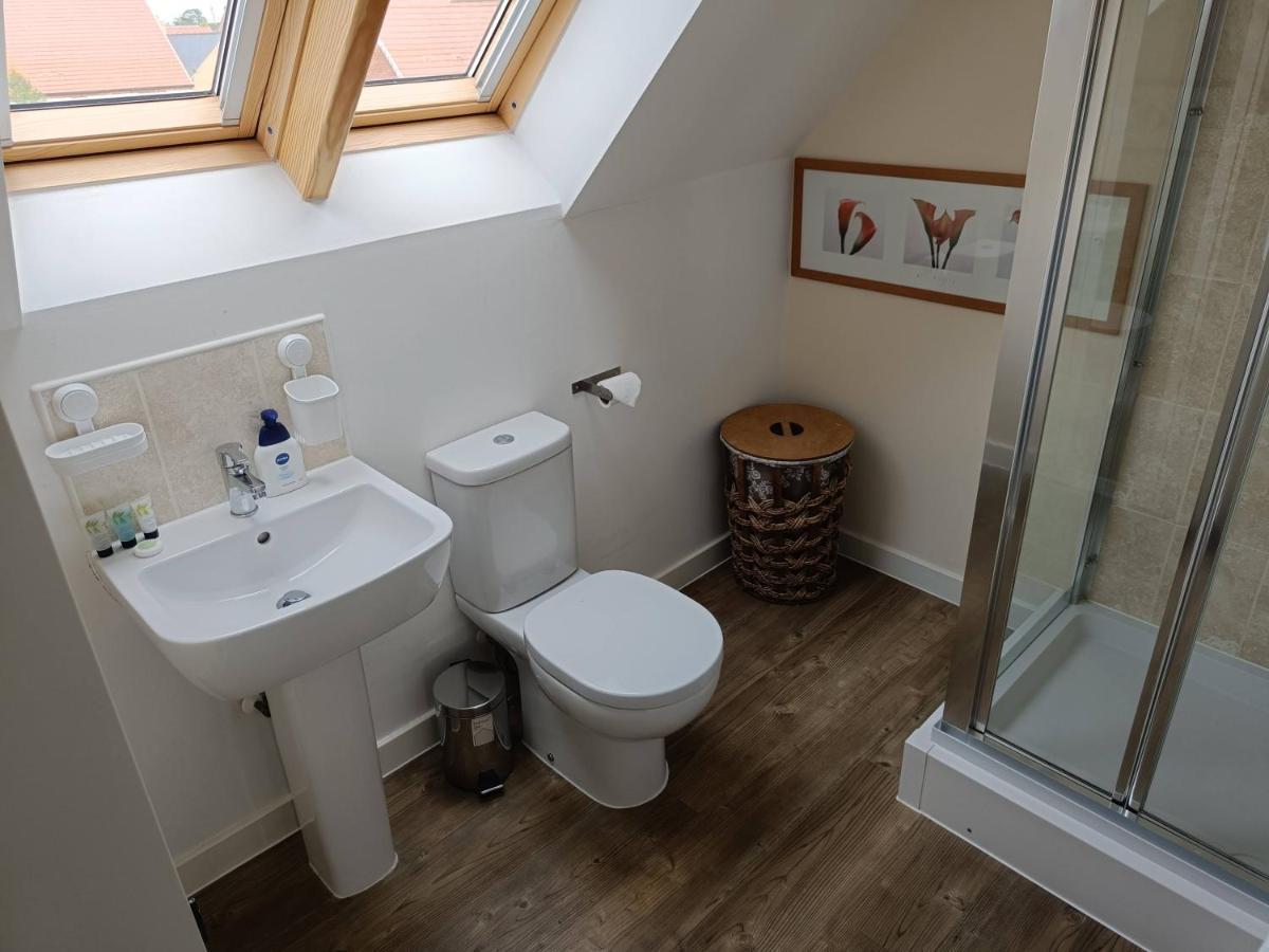 3 Bedroom Townhouse Near Bicester Village المظهر الخارجي الصورة