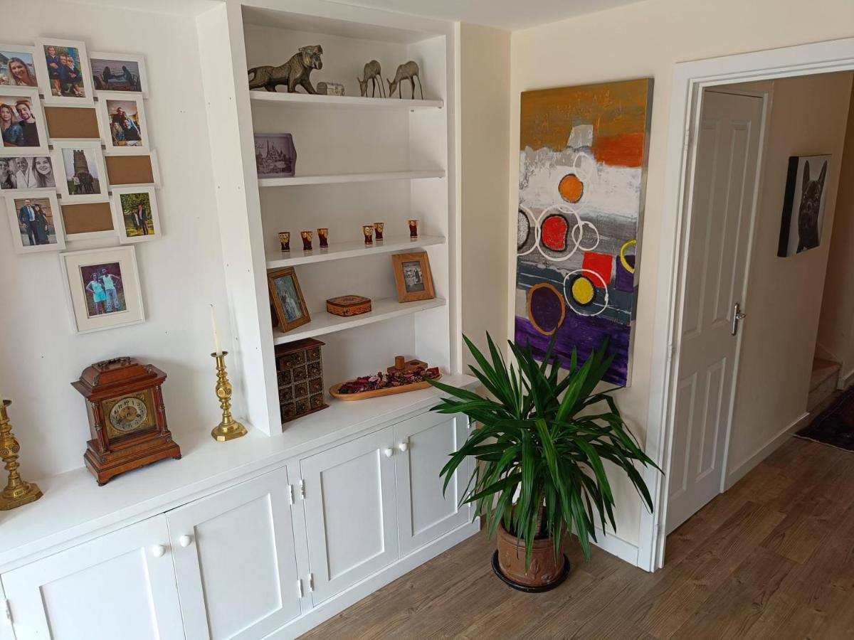 3 Bedroom Townhouse Near Bicester Village المظهر الخارجي الصورة