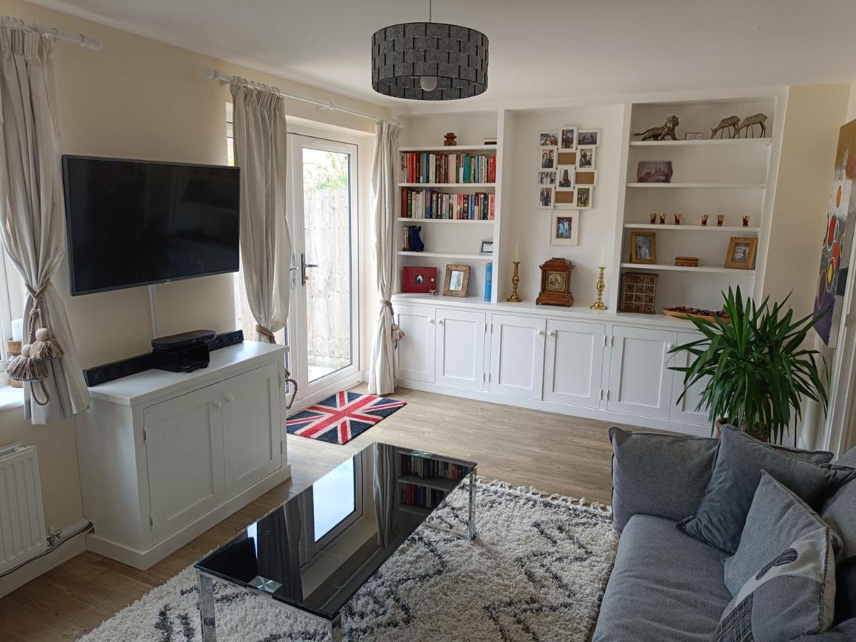 3 Bedroom Townhouse Near Bicester Village المظهر الخارجي الصورة