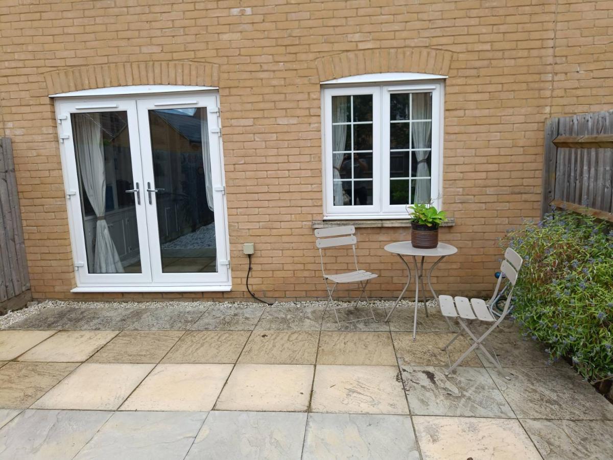 3 Bedroom Townhouse Near Bicester Village المظهر الخارجي الصورة